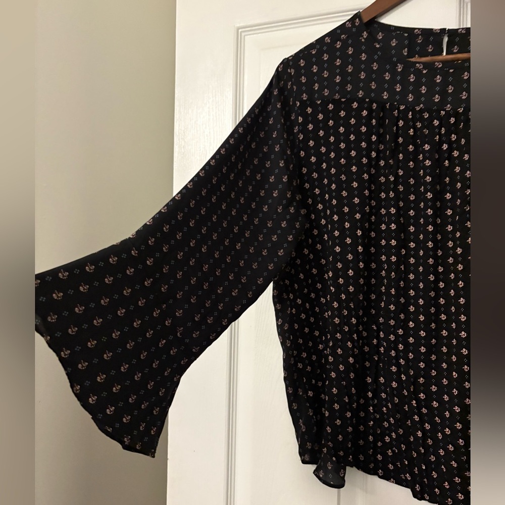 Loft Blouse - Picture 3 of 4